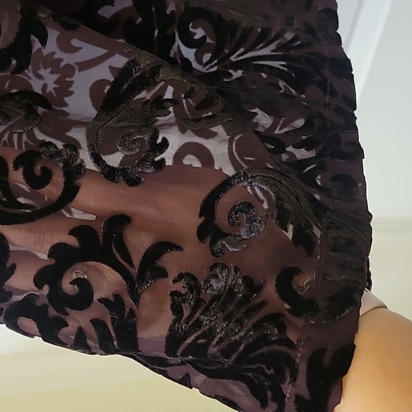 Women's B Young Velvet Sheer Top - Picture 2 of 8